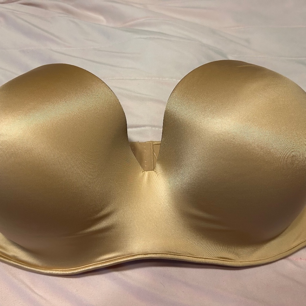 Cacique Nude Satin Strapless(don't have removable straps) 42H Underwire Bra